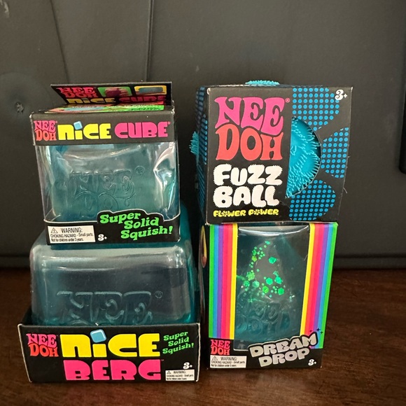 Schylling Other - Blue Needoh Lot